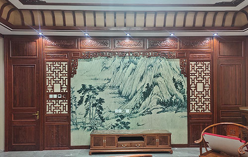 城中中式仿古别墅客厅背景墙花格木作装饰